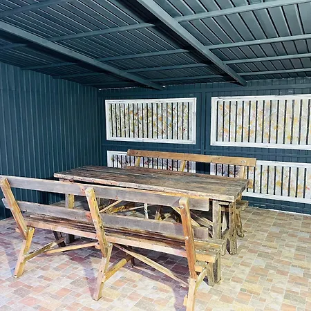 Casa Matili-1St Floor Of The House Apartment Piatra Neamt Exterior photo